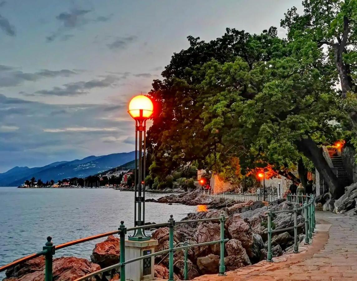 Ginko House Lägenhet Opatija Exteriör bild